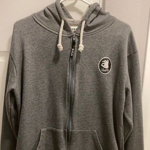 LARGE "QUALITY" BRAND GRAY ZIP UP
